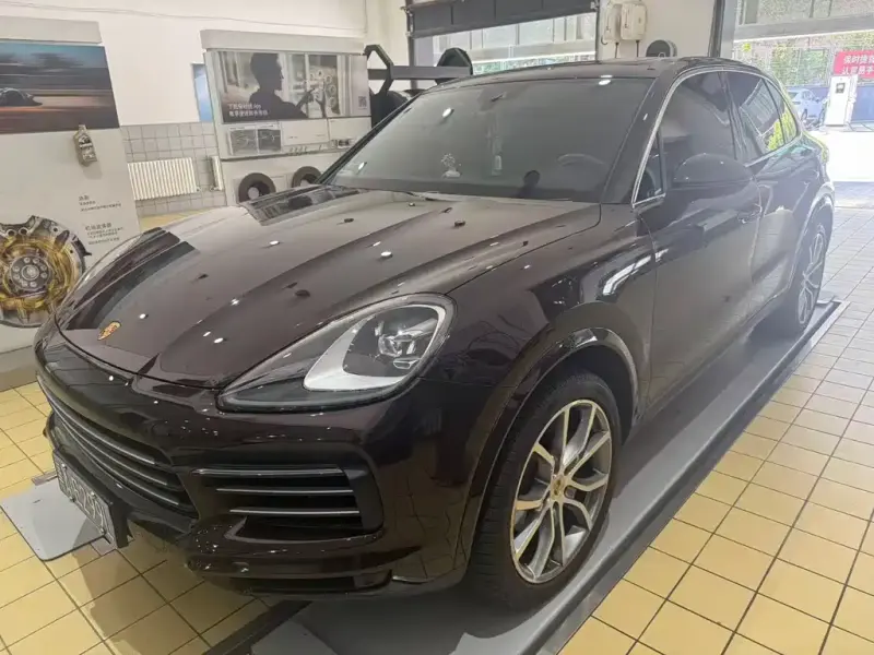Porsche Cayenne, 2022
