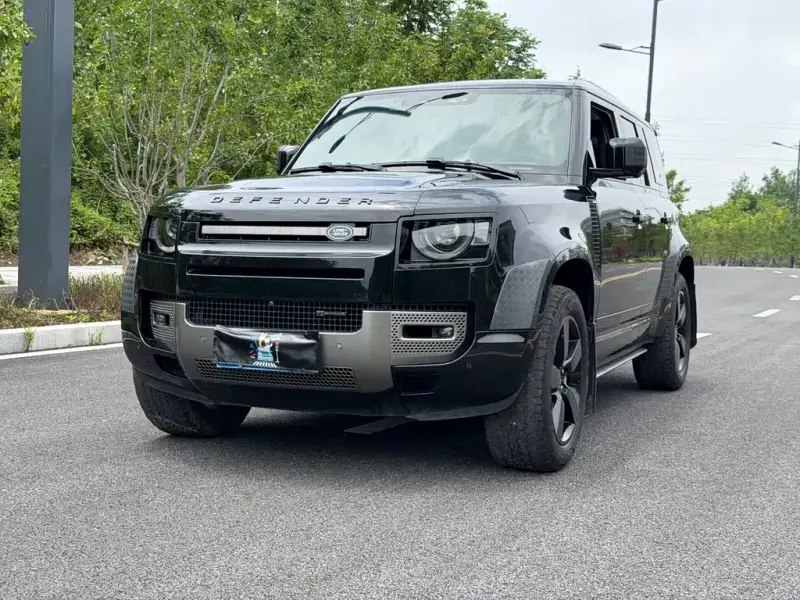 Land Rover Defender, 2021