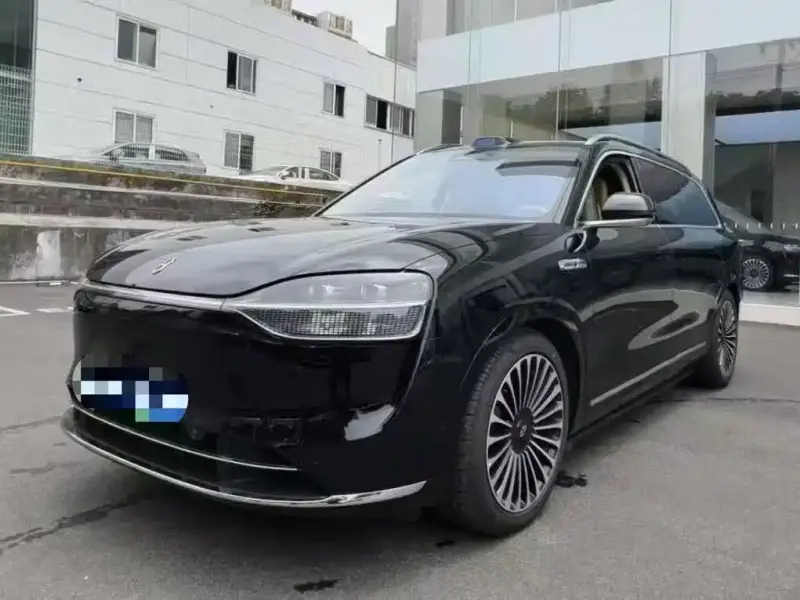 AITO M9, 2025
