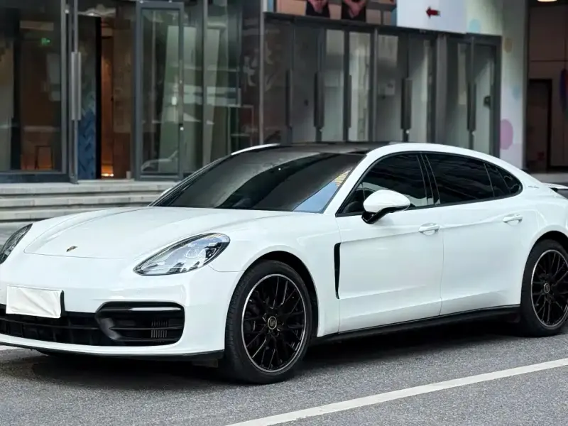 Porsche Panamera, 2019