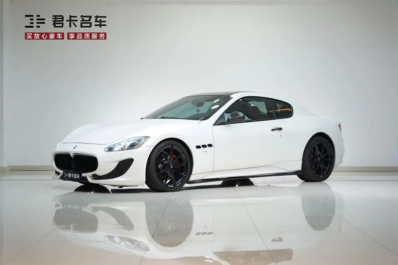 Maserati GranTurismo 4.7L Sport Automatic, 2013 — фото 1