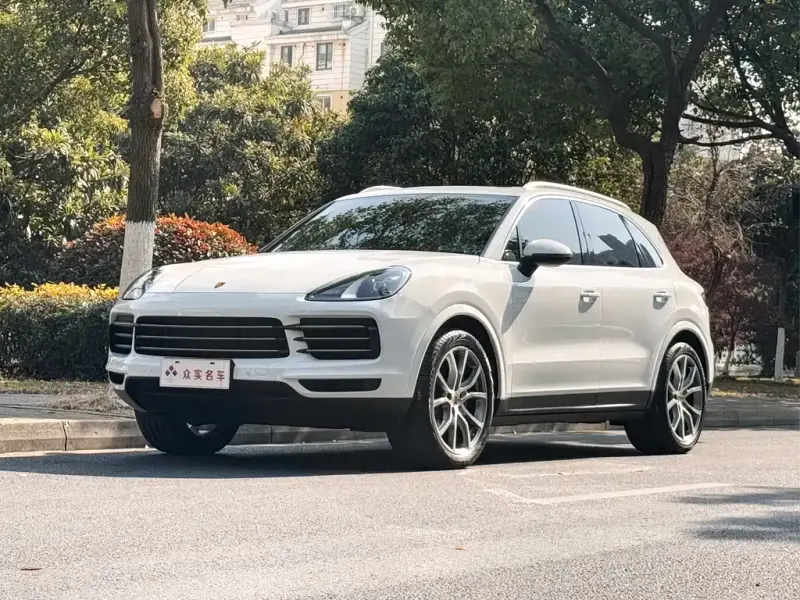 Porsche Cayenne, 2023