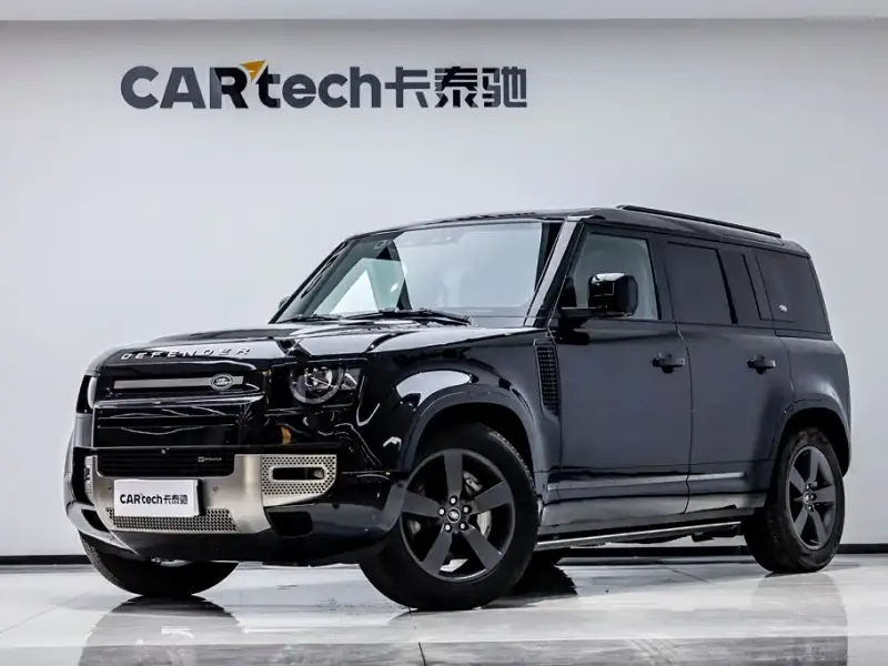Land Rover Defender, 2023