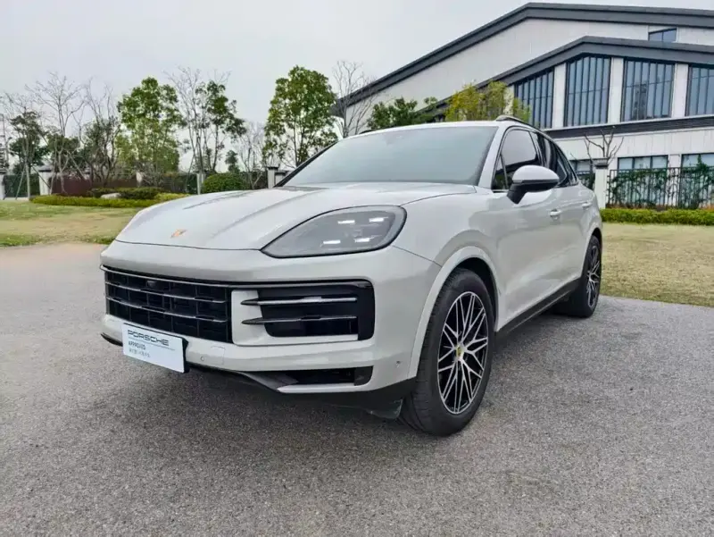 Porsche Cayenne, 2025
