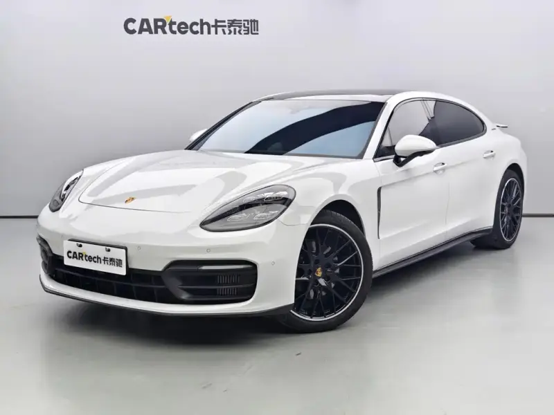 Porsche Panamera, 2022
