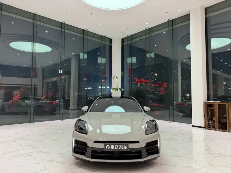 Porsche Panamera, 2024