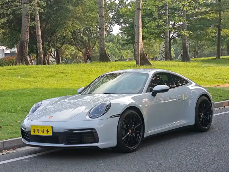 Porsche 911, 2023