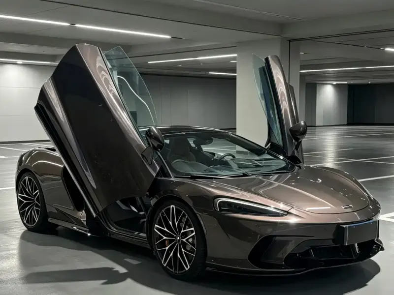 McLaren GT, 2023 — фото 1