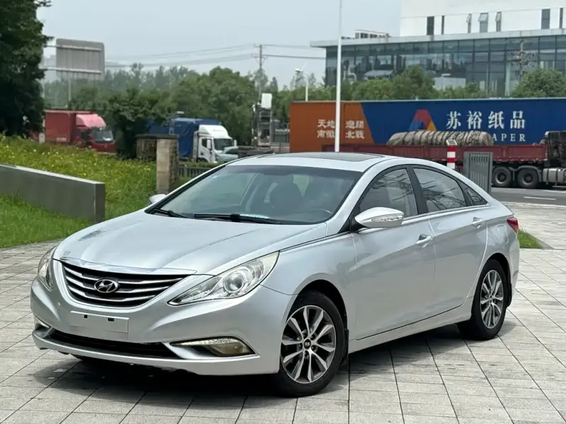 Hyundai Sonata, 2013