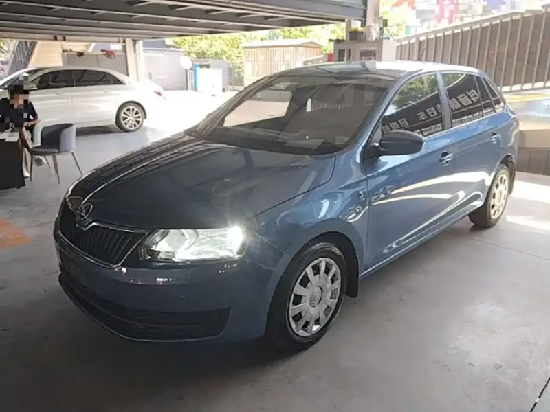Skoda Rapid Spaceback, 2014