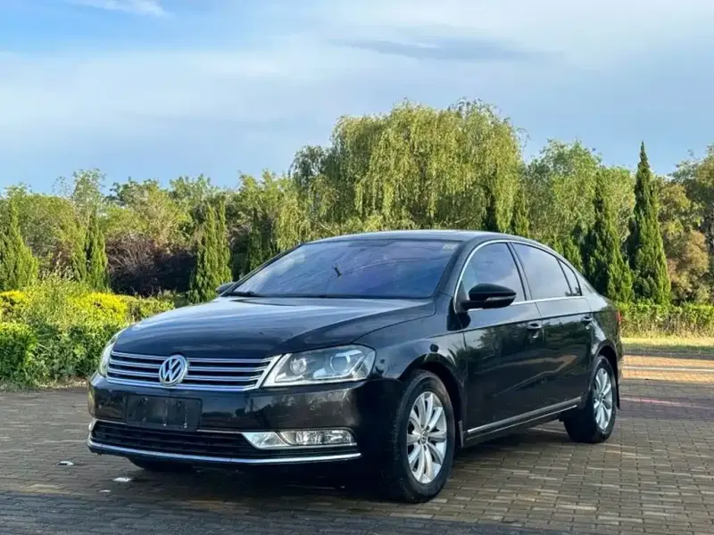 Volkswagen Magotan, 2012