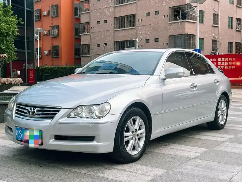 Toyota Reiz, 2010