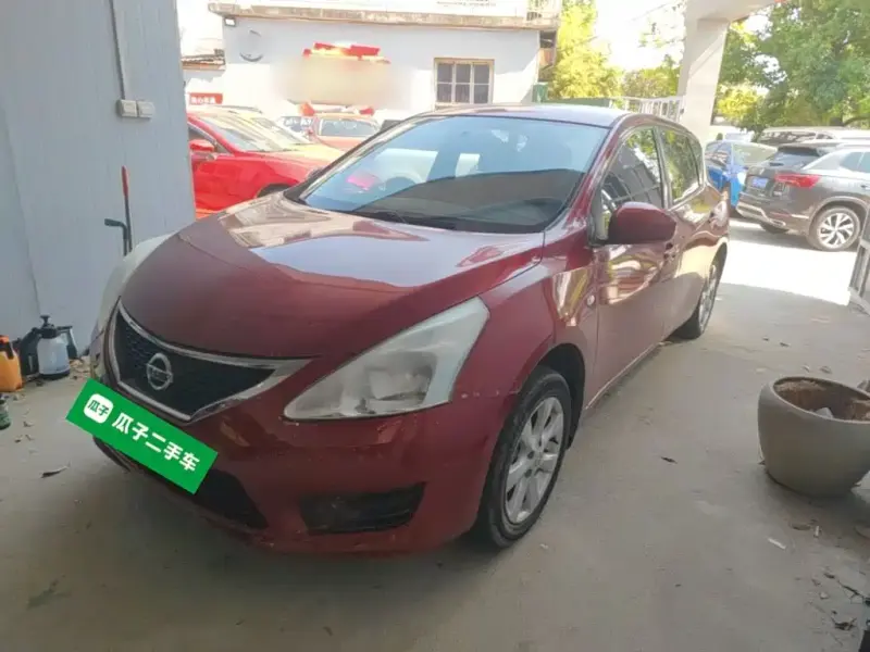 Nissan Tiida, 2015