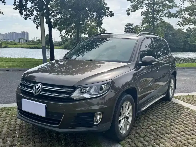 Volkswagen Tiguan, 2014