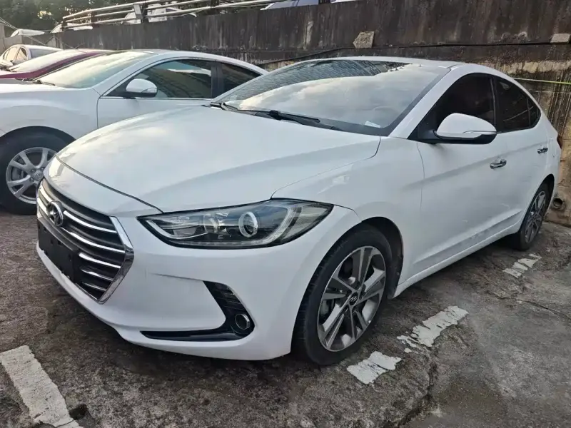 Hyundai Elantra, 2019