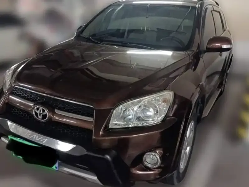 Toyota RAV4, 2012