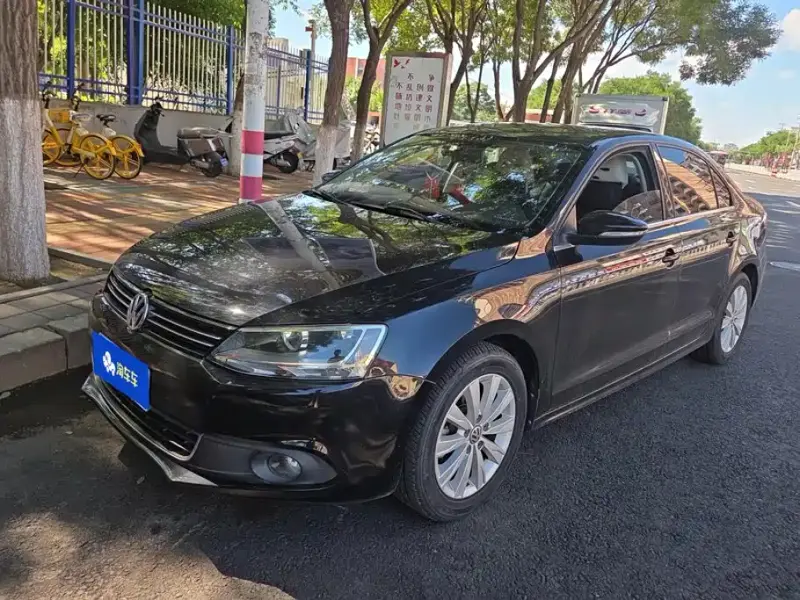 Volkswagen Sagitar, 2014