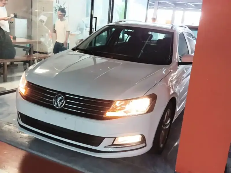 Volkswagen Gran Lavida, 2016