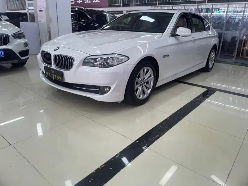BMW 5 Series, 2011
