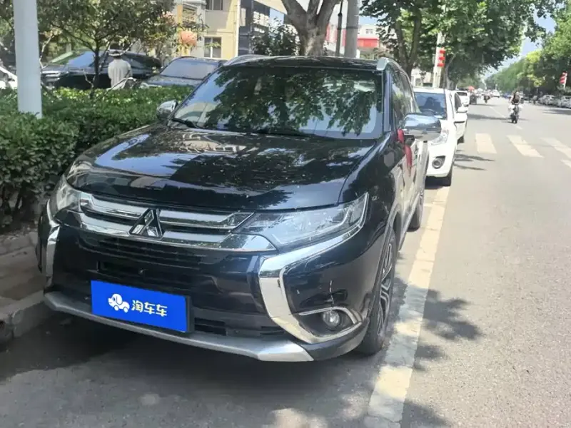 Mitsubishi Outlander, 2017