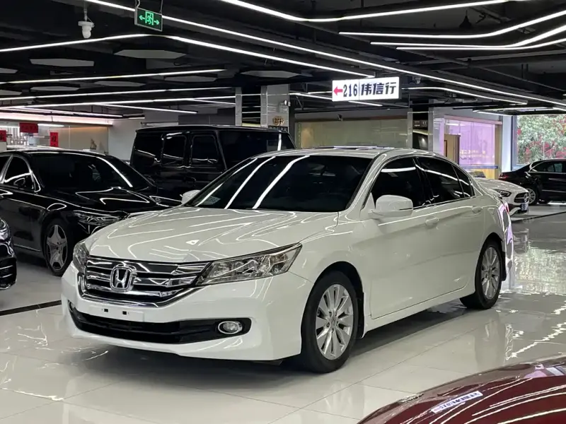 Honda Accord, 2014