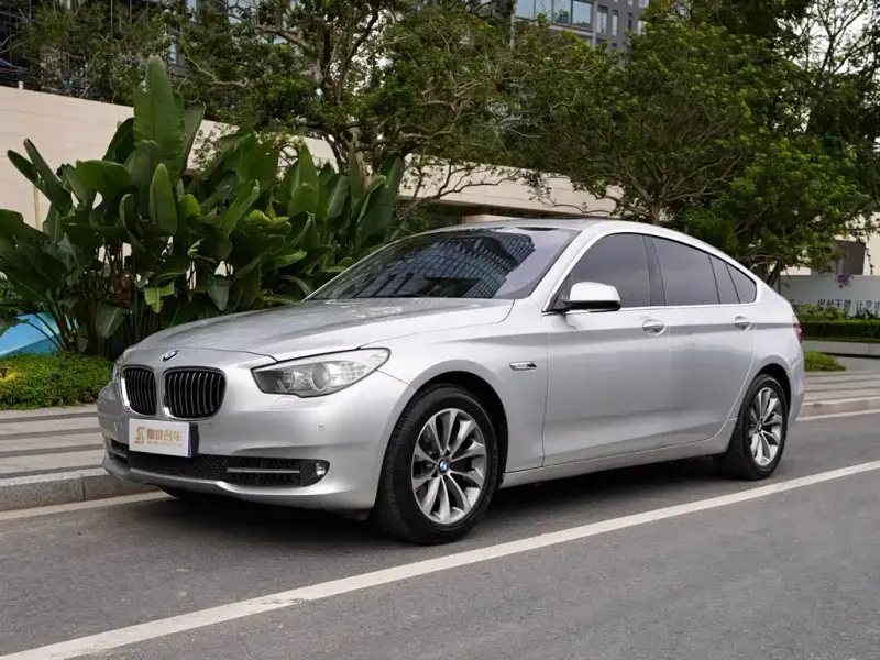BMW 5 Series GT, 2010 — фото 1