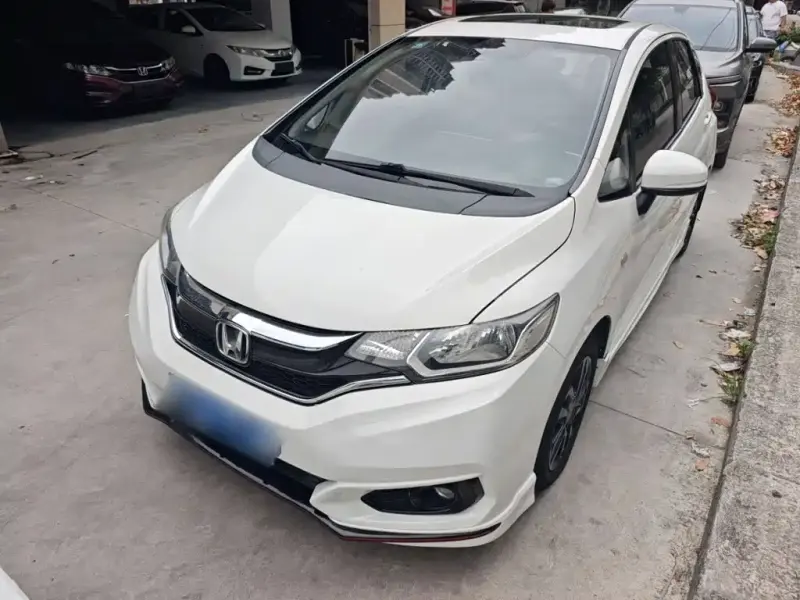 Honda Fit, 2018 — фото 1