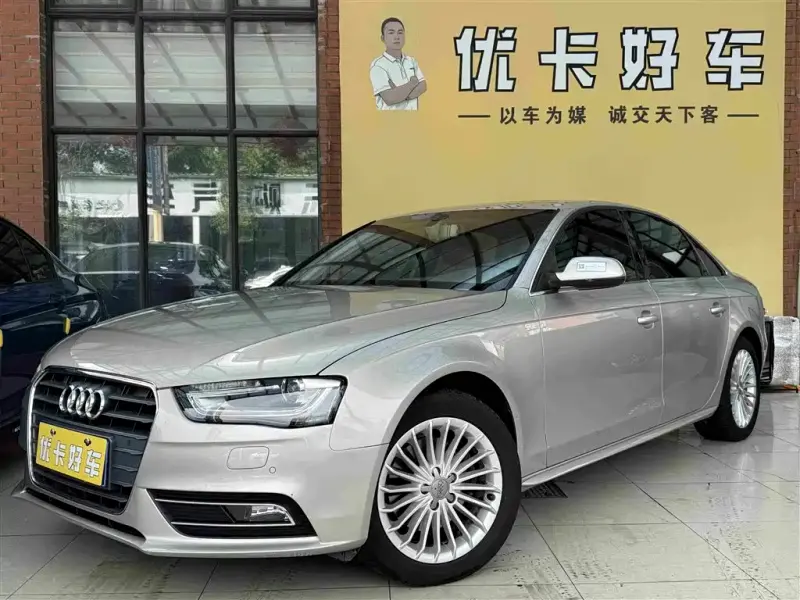 Audi A4L, 2015 — фото 1