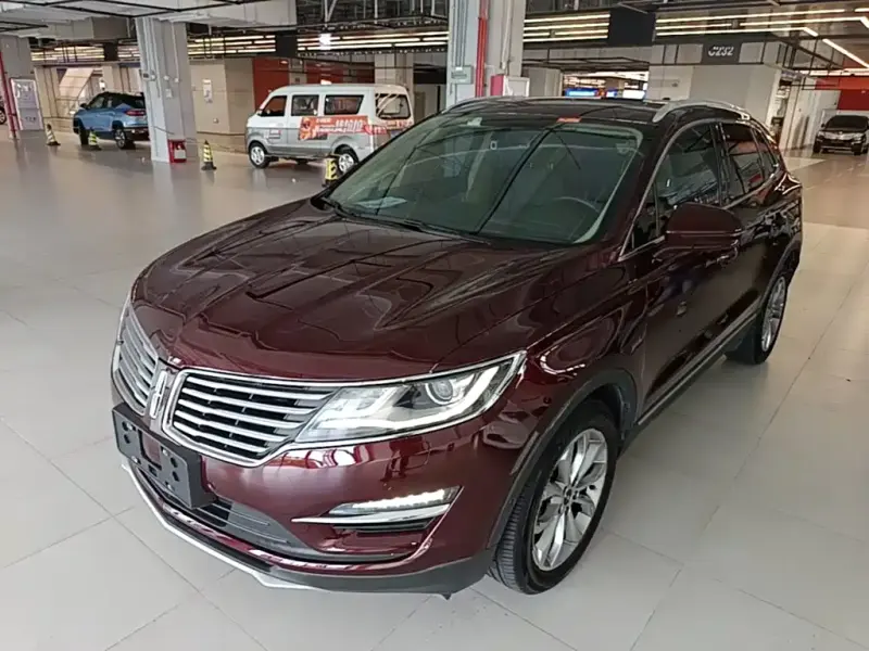 Lincoln MKC, 2017