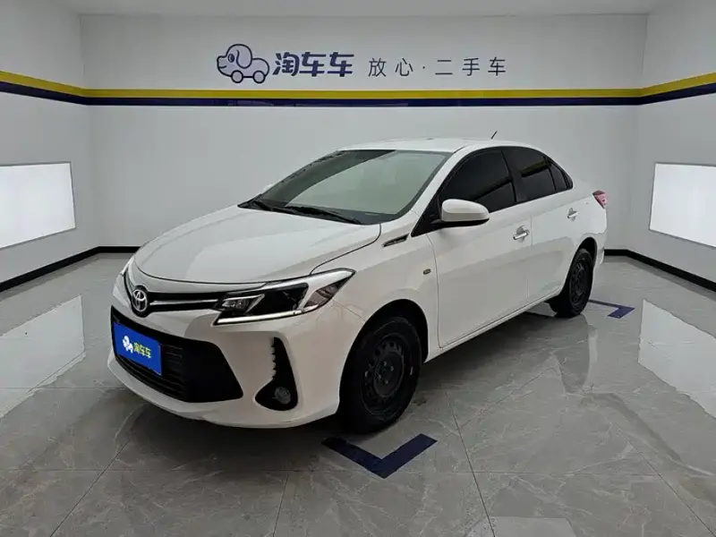 Toyota Vios, 2023 — фото 1