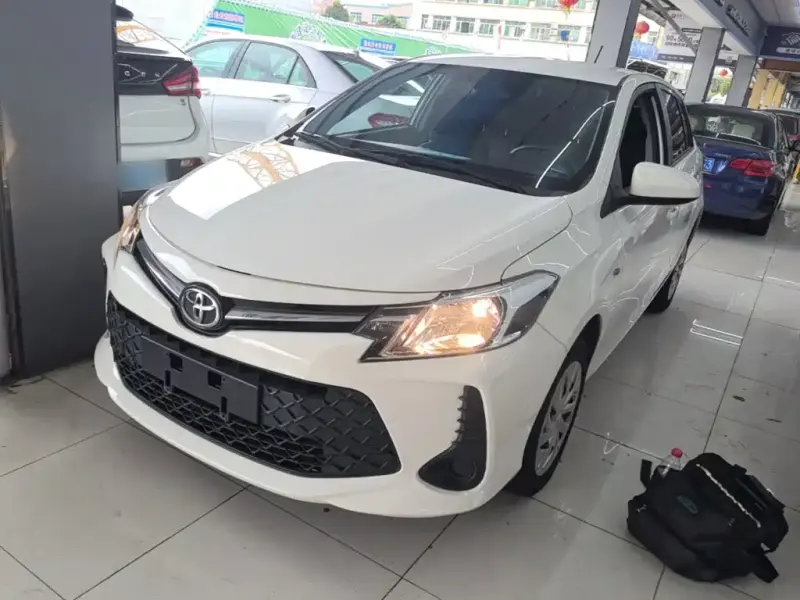 Toyota Vios FS, 2023