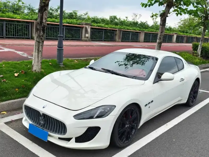 Maserati GranTurismo, 2015