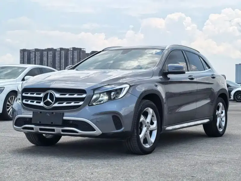 Mercedes-Benz GLA, 2018 — фото 1