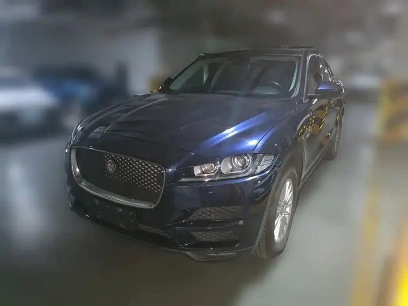 Jaguar F-PACE, 2017