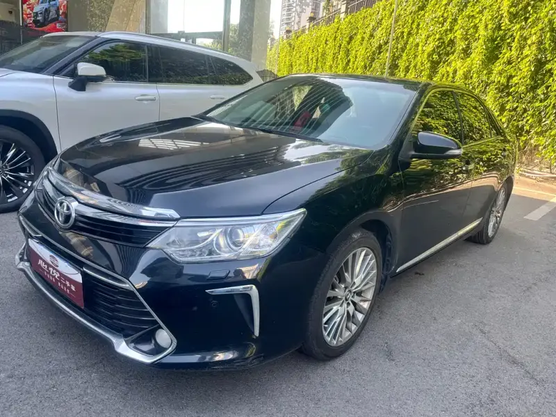 Toyota Camry, 2016
