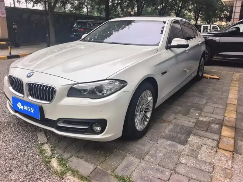 BMW 5 Series, 2015 — фото 1
