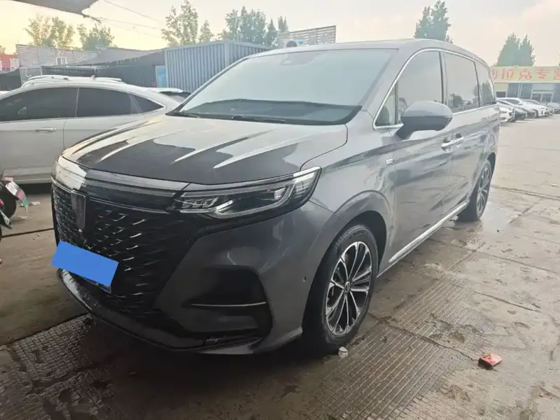 Roewe iMAX8, 2022