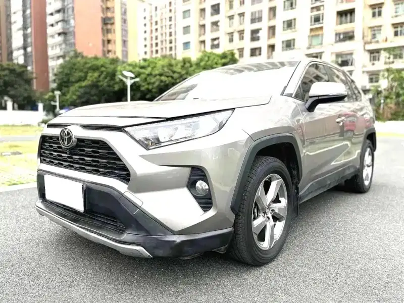 Toyota RAV4, 2021 — фото 1