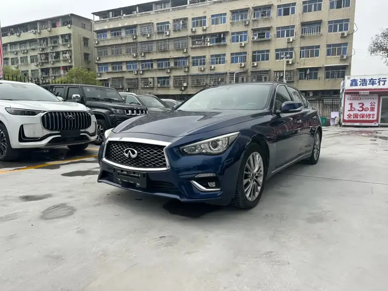 Infiniti Q50L, 2020