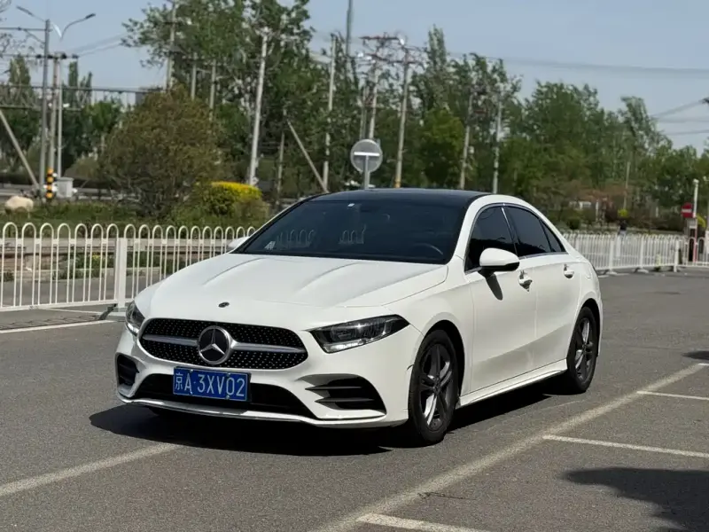 Mercedes-Benz A-Class, 2022 — фото 1