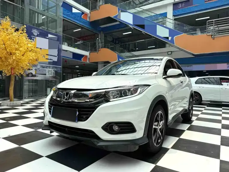Honda Vezel, 2021 — фото 1