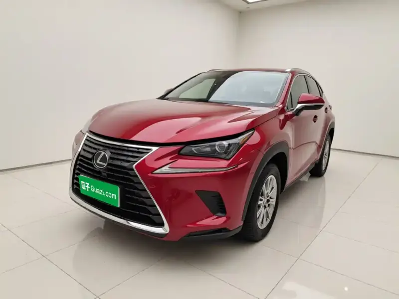 Lexus NX, 2018
