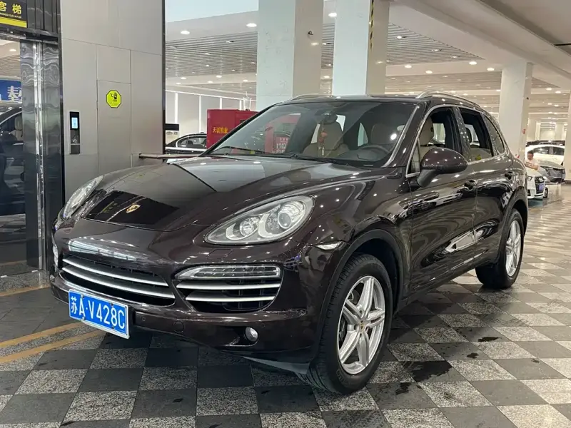 Porsche Cayenne, 2014