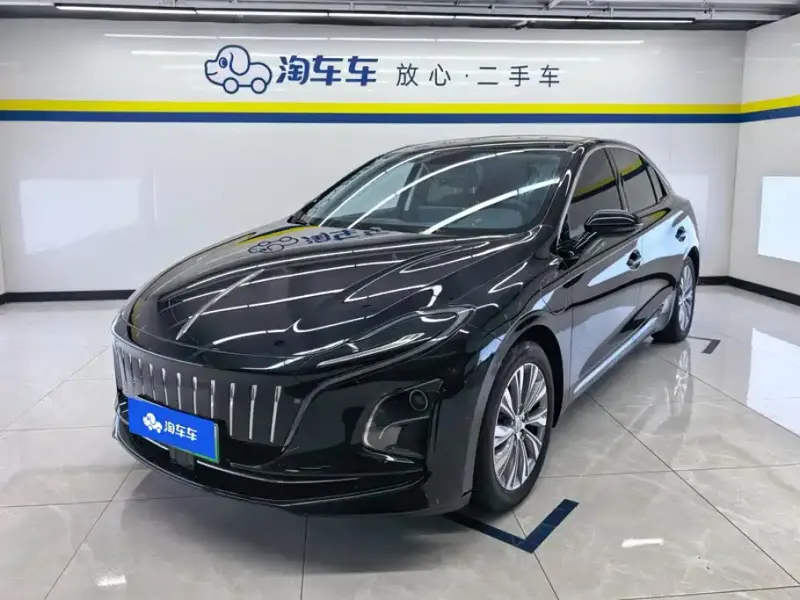 Hongqi E-QM5, 2025