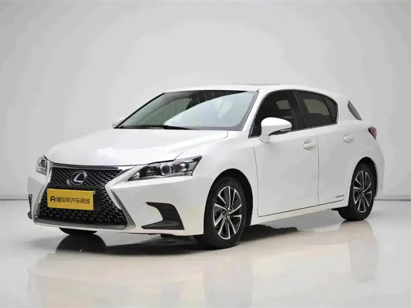 Lexus CT, 2017