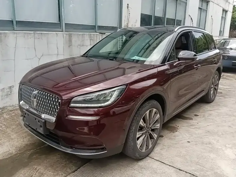 Lincoln Corsair, 2021