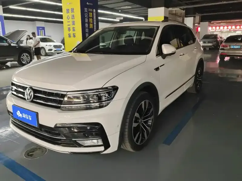 Volkswagen Tiguan L, 2019 — фото 1