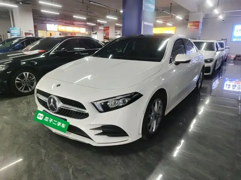 Mercedes-Benz A-Class, 2020 — фото 1