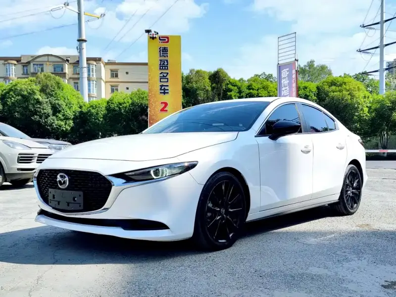 Mazda 3 Axela, 2025