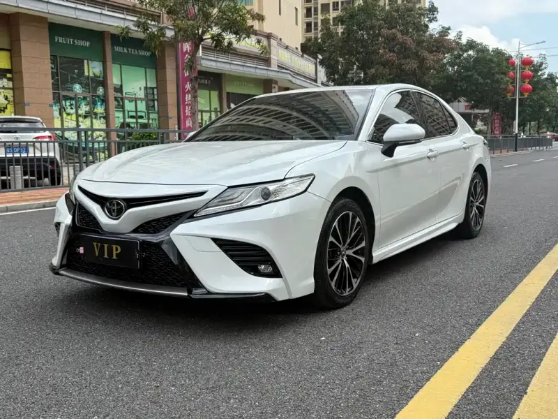 Toyota Camry, 2020